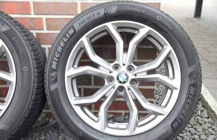 Oryginalne koła zimowe 19 BMW X3 G01 M40i opony Michelin 245/50 R19