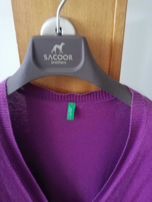 Cardigan da marca da Benetton