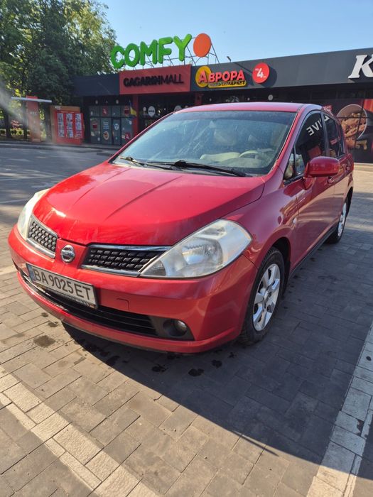 Продам Nissan Tiida
