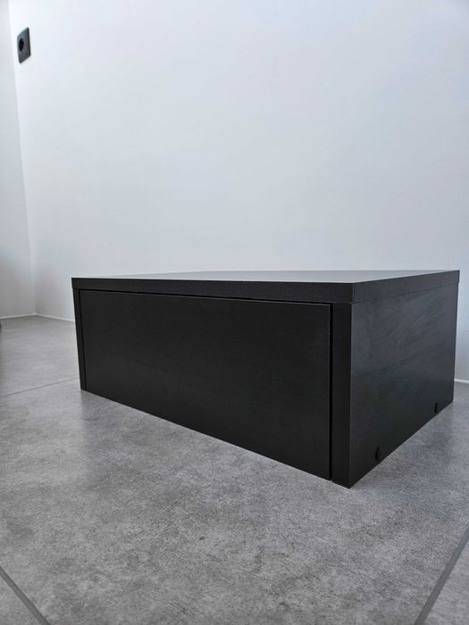 НОВЫЕ прикроватные навесные тумбочки