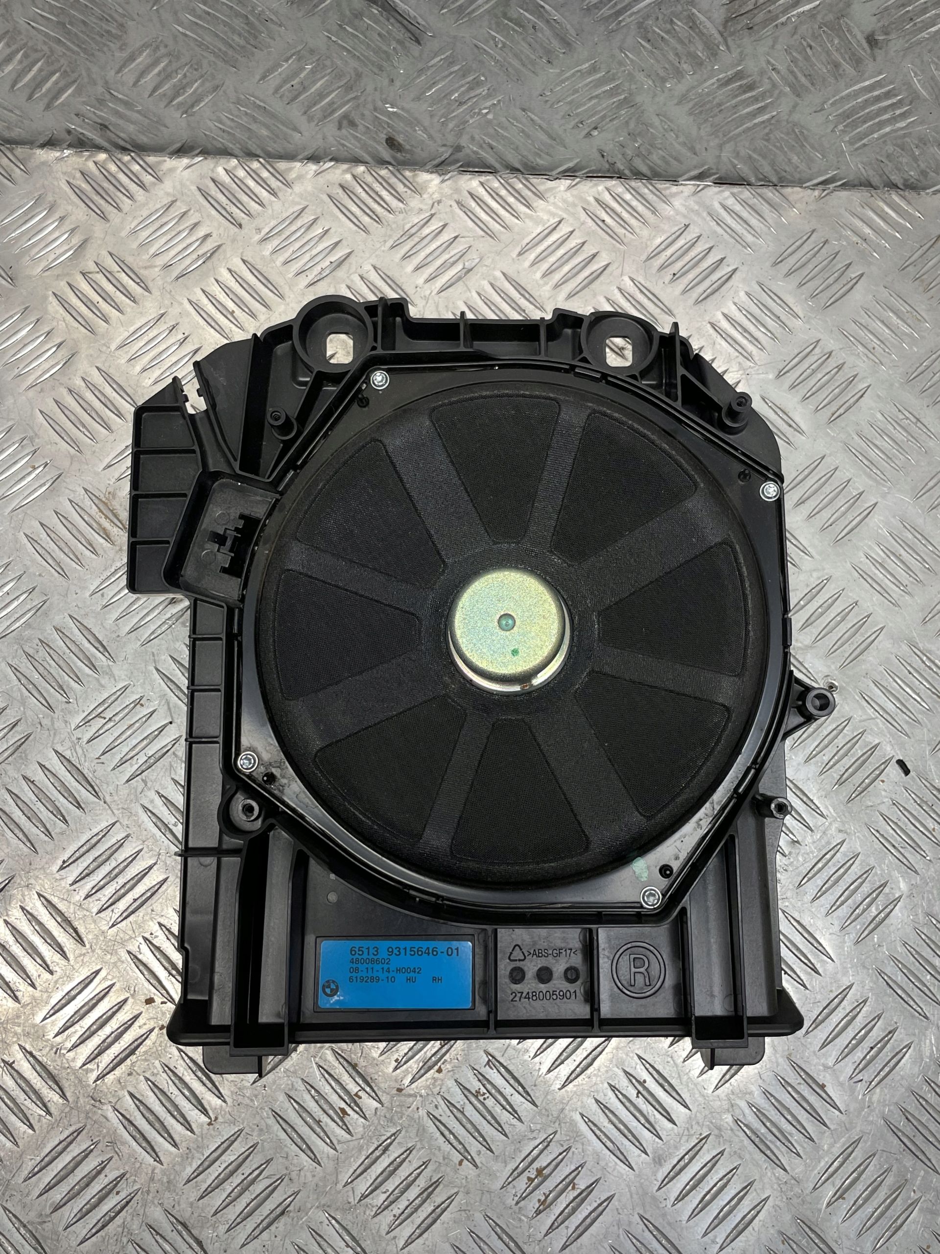 BMW F10 F11 F13 F18 głośnik Niskotonowy Subwoofer Prawy