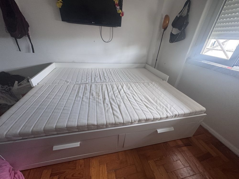 Cama de solteiro/ casal dulpa! 2 colchões incluidos!