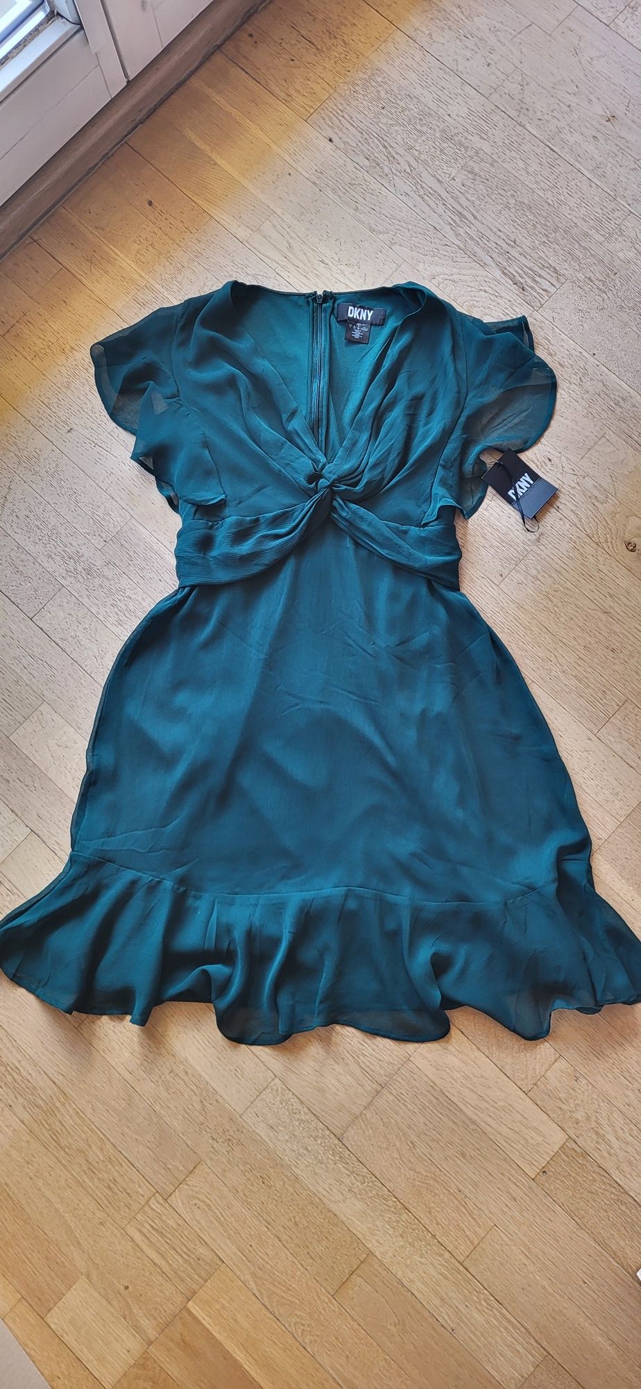 Sukienka DKNY Nowa z metką r.36