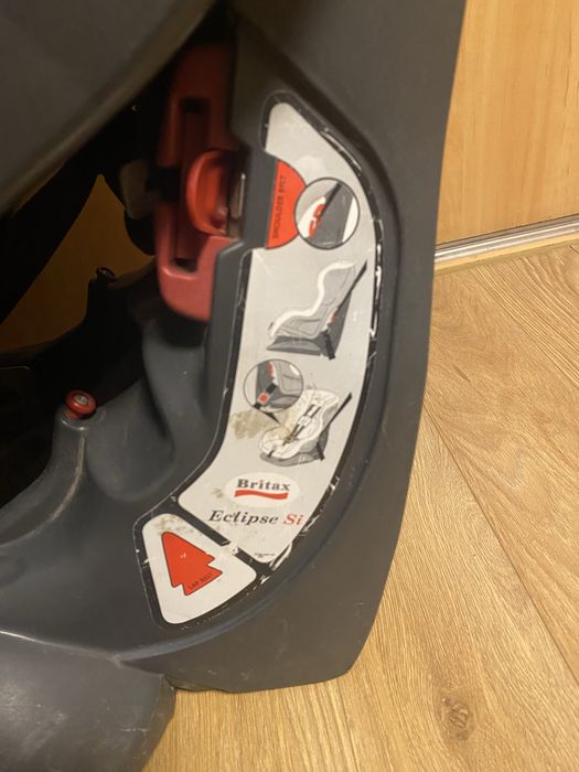 Продам автокрісло Britax