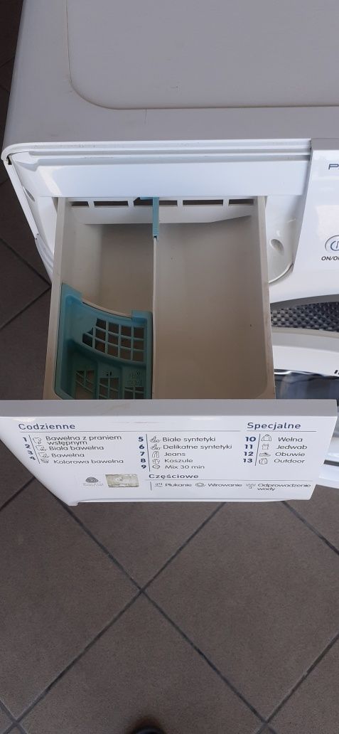 Używana pralka Indesit 6 kg wsadu