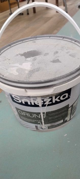 Farba grunt śnieżka biała