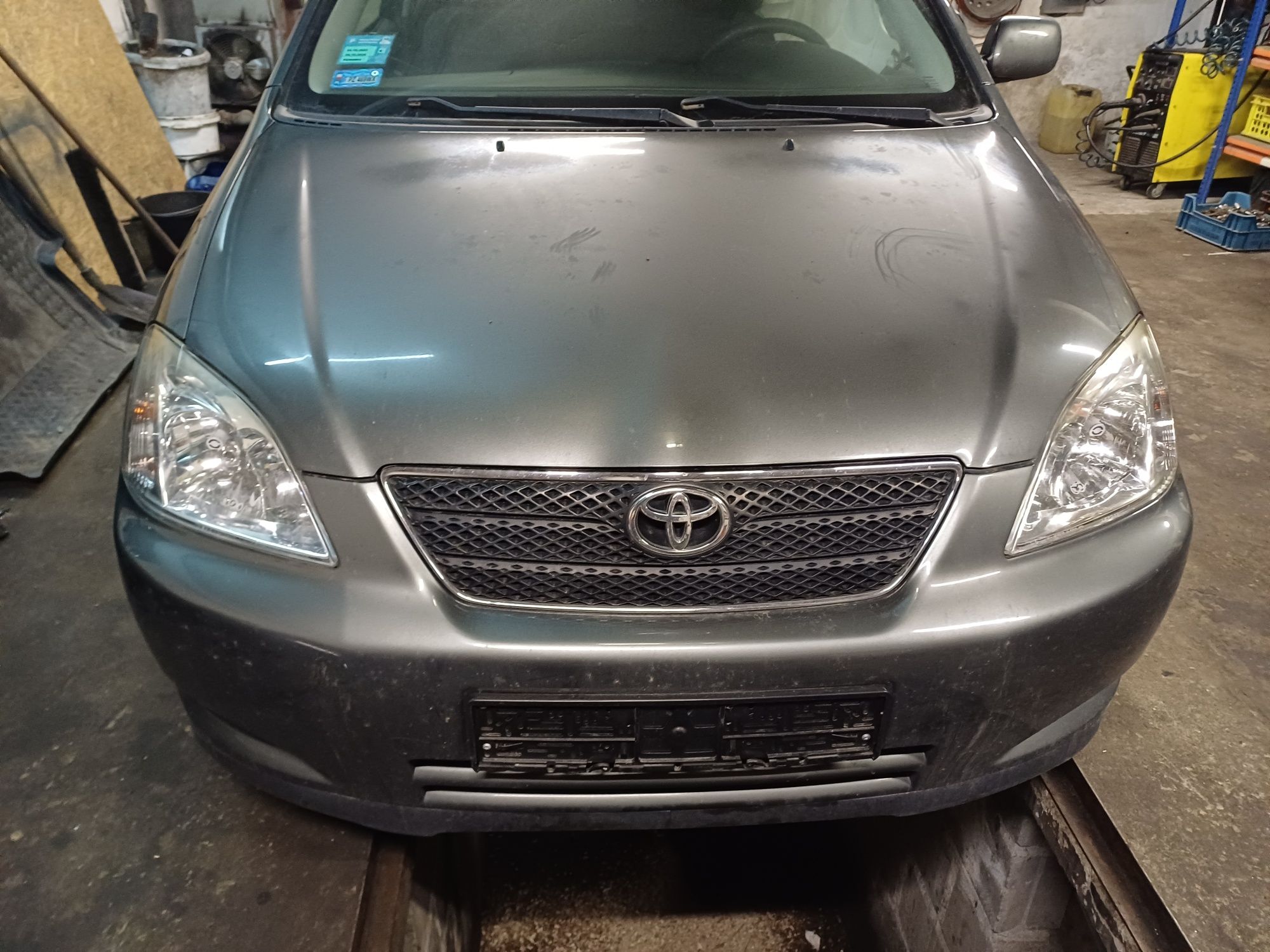 Toyota Corolla e12 HB 8q3 maska pokrywa silnika części