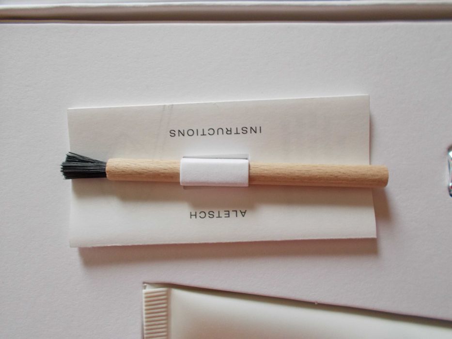 Набор для ухода за полостью рта vVARDIS для белой эмали