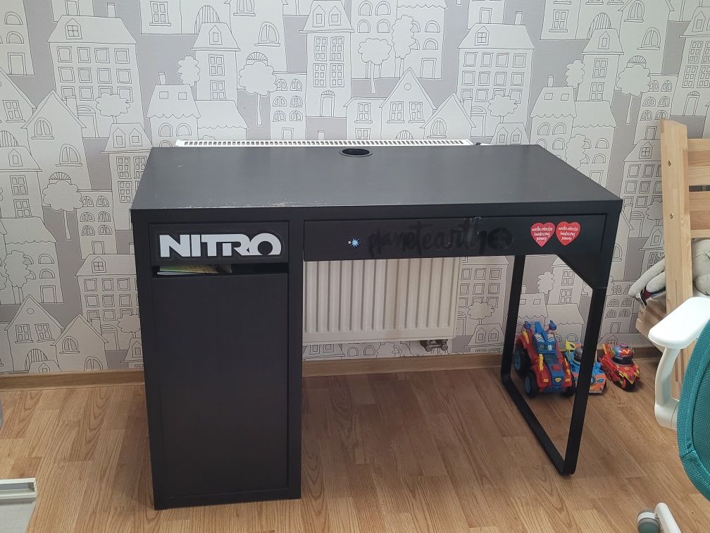Biurko czarne Micke Ikea