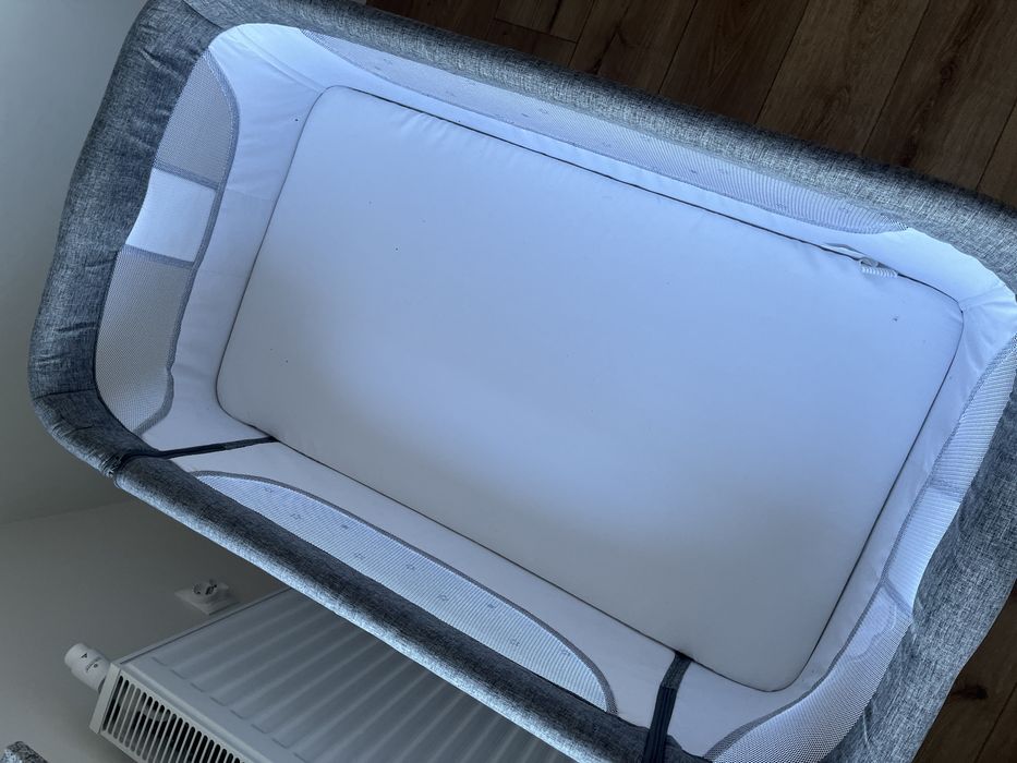 Dostawka Momi Smart Bed w stanie idealnym - lozeczko dzieciece