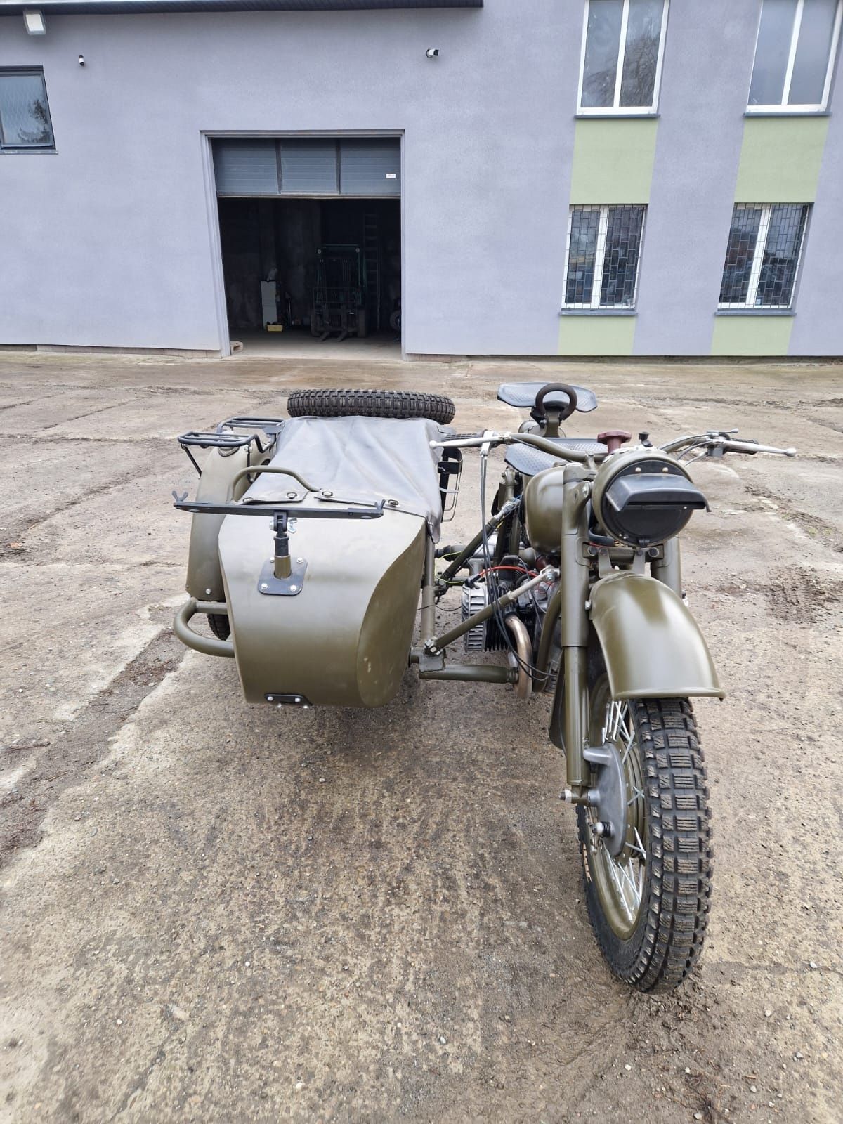 Motocykl MW 750, bezpośredni importer