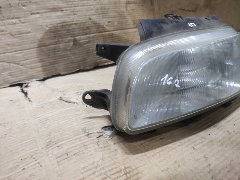 Ліва фара Berlingo Partner 1 96-02р 6204P6 фара берлінго Пежо партнер