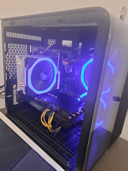 игровой системный блок i3 10100f 16ram или r5 1600 gtx 970 4g