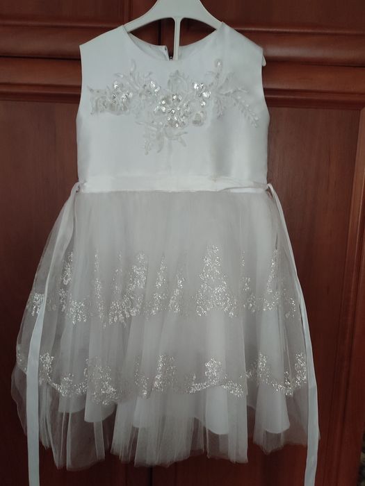 Плаття святкове для дівчинки