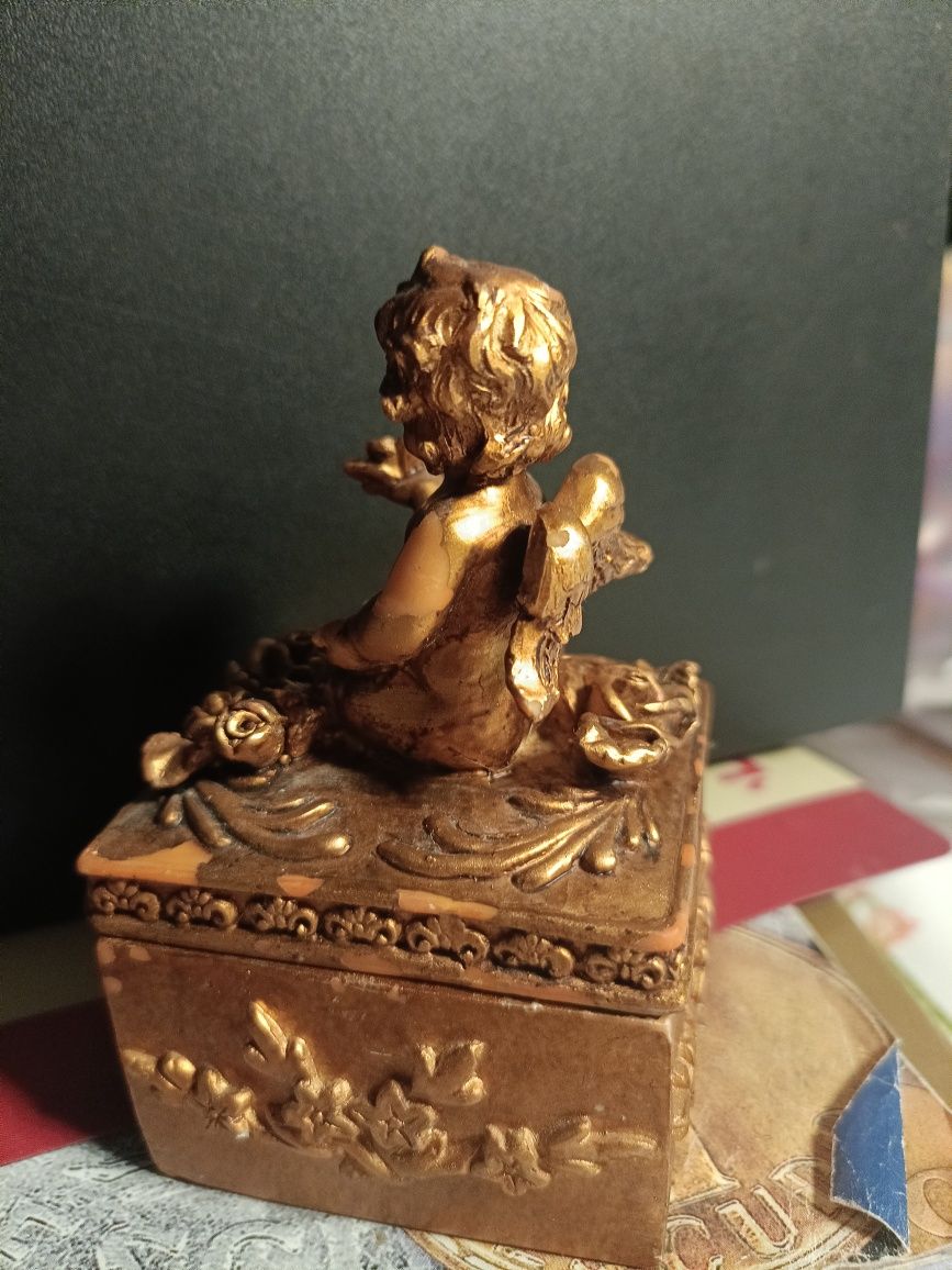 Guarda jóias em porcelana