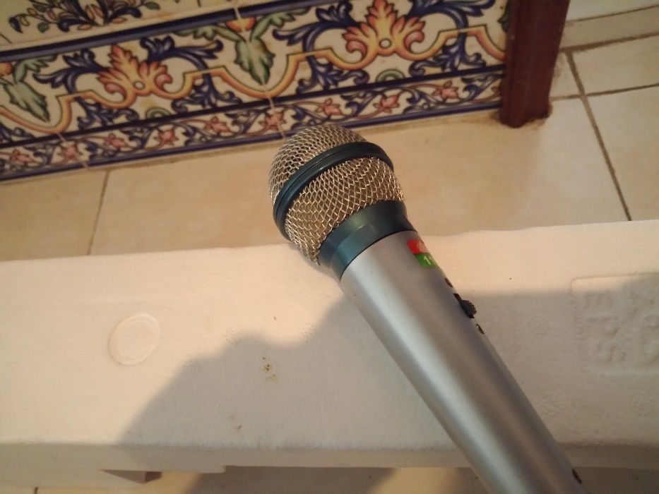 Microphone - a trabalhar