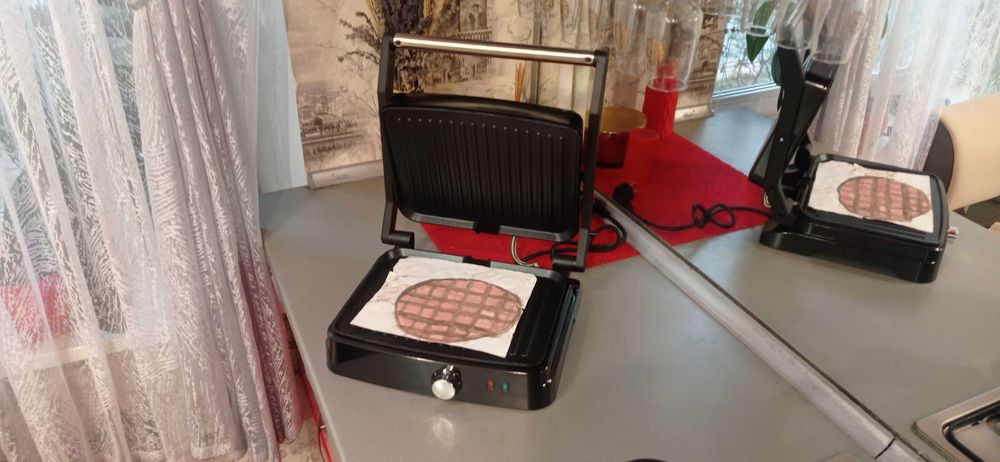 Электрогриль 2000Вт для быстрого приготовления мяса,рыбы,овощей, гриль