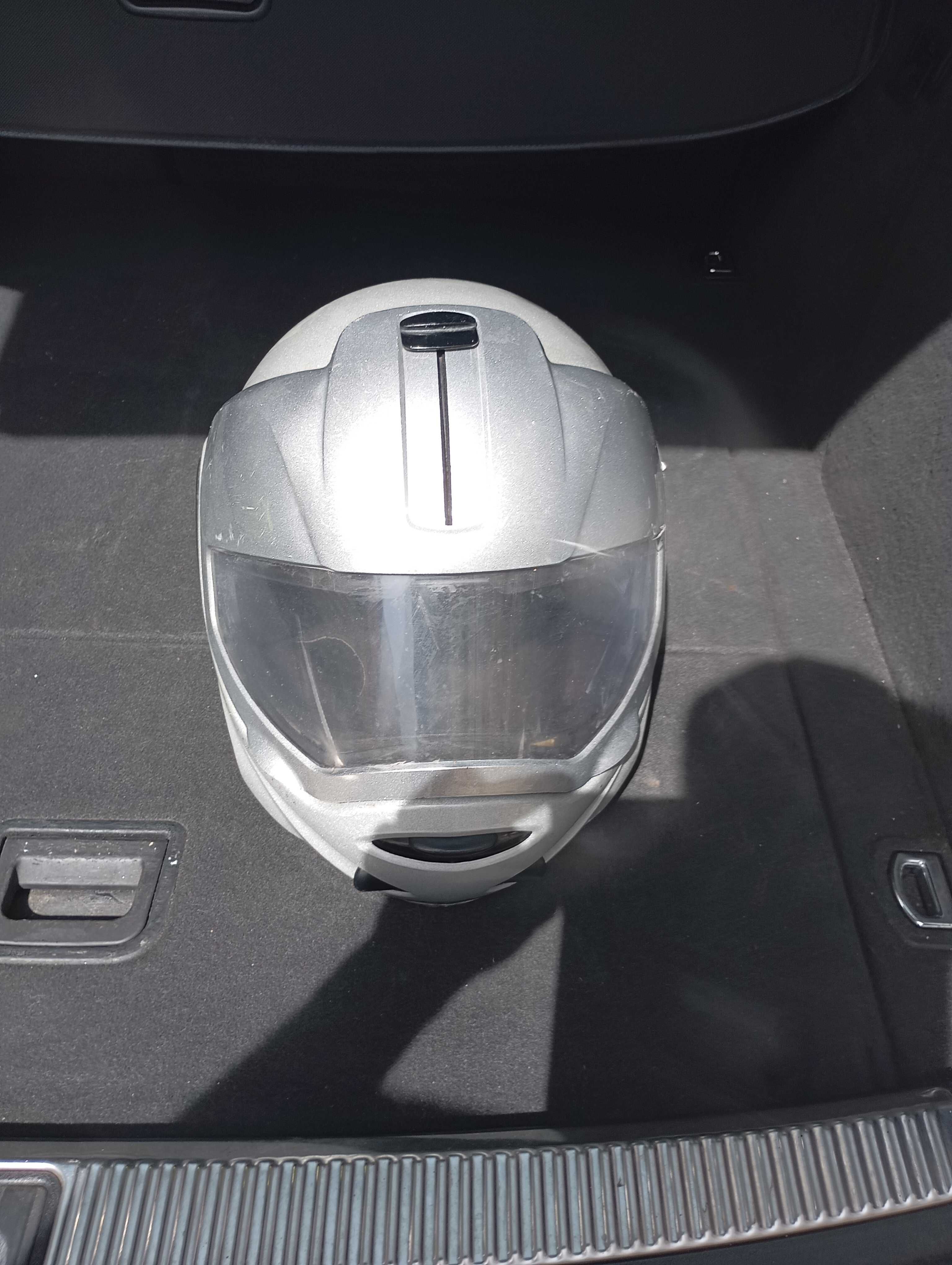 Capacete marca Lazer