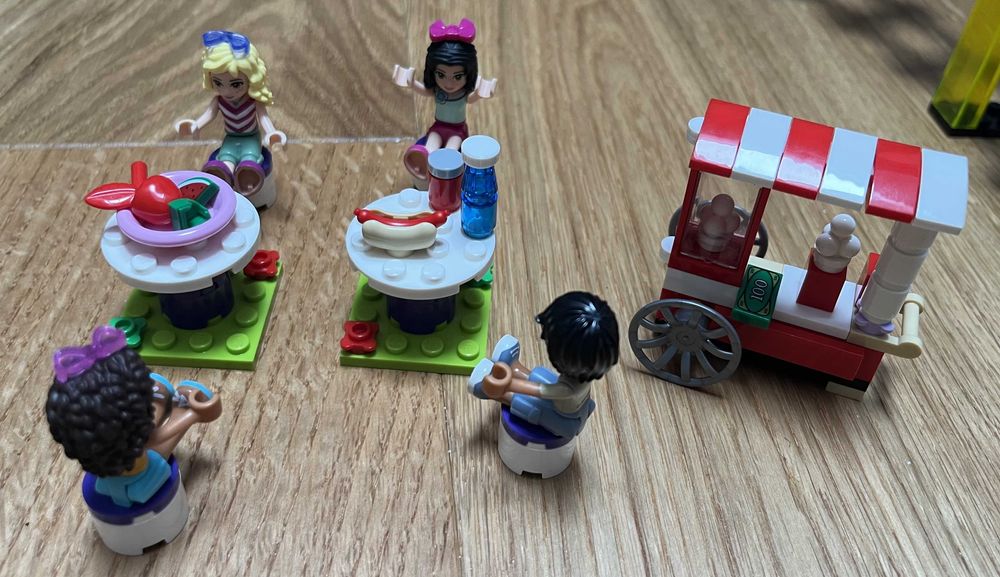 LEGO Friends 41130 Kolejka górska w parku rozrywki