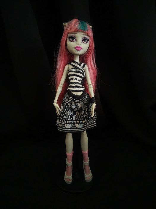 Ляльки монстер хай