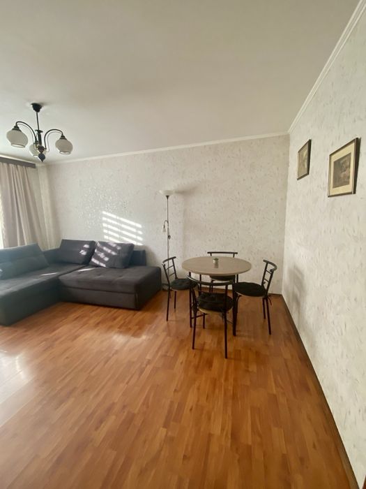 Продам 3-к кв с ремонтом 77м2 пр Героев Победа-6 Возможен безнал !