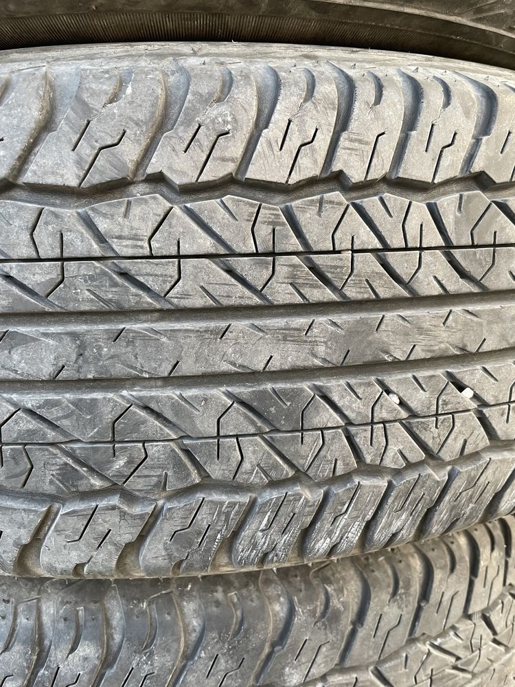 4 pneus Dunlop Grandtrek AT20 245/70 R17