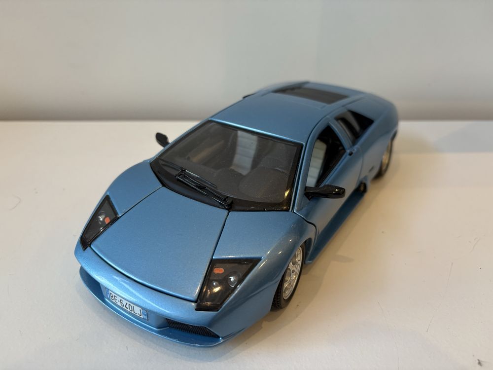 Model Lamborghini Murcielago 1:18 BBurago (maisto welly)