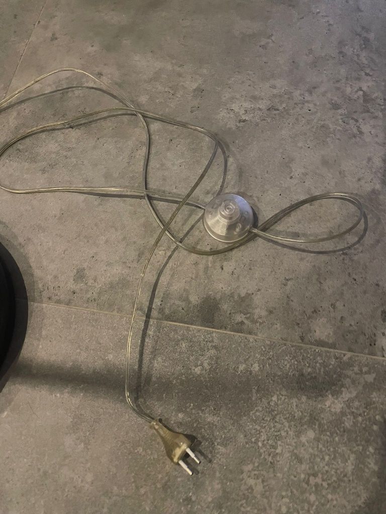 Vendo candeeiro de base rotativo.