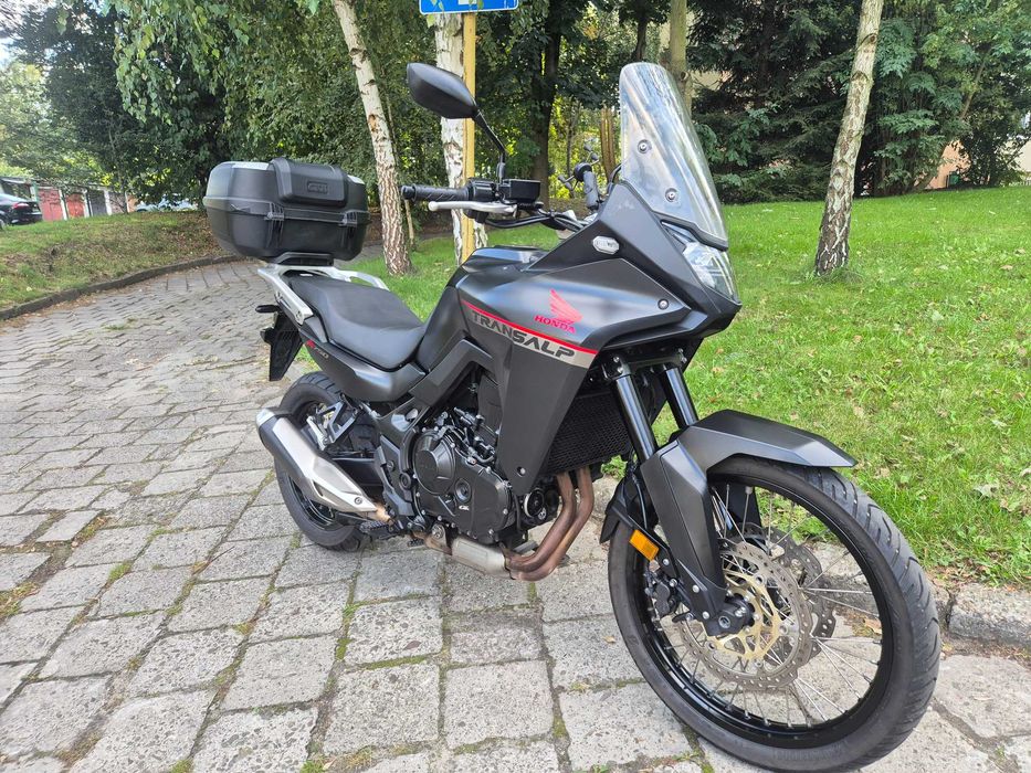Honda XL 750 Transalp Szwajcar