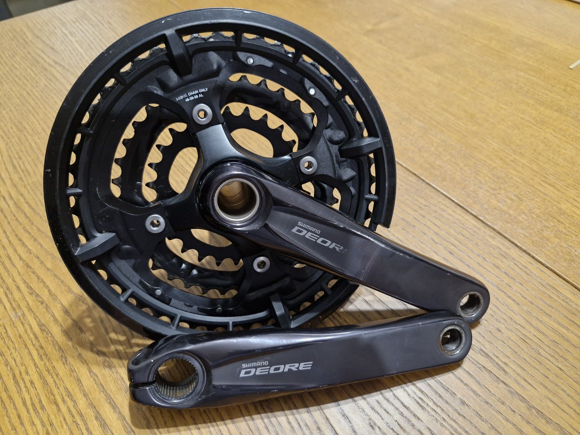 Korba Shimano Deore FC-T6010 Osłona Hollowtech