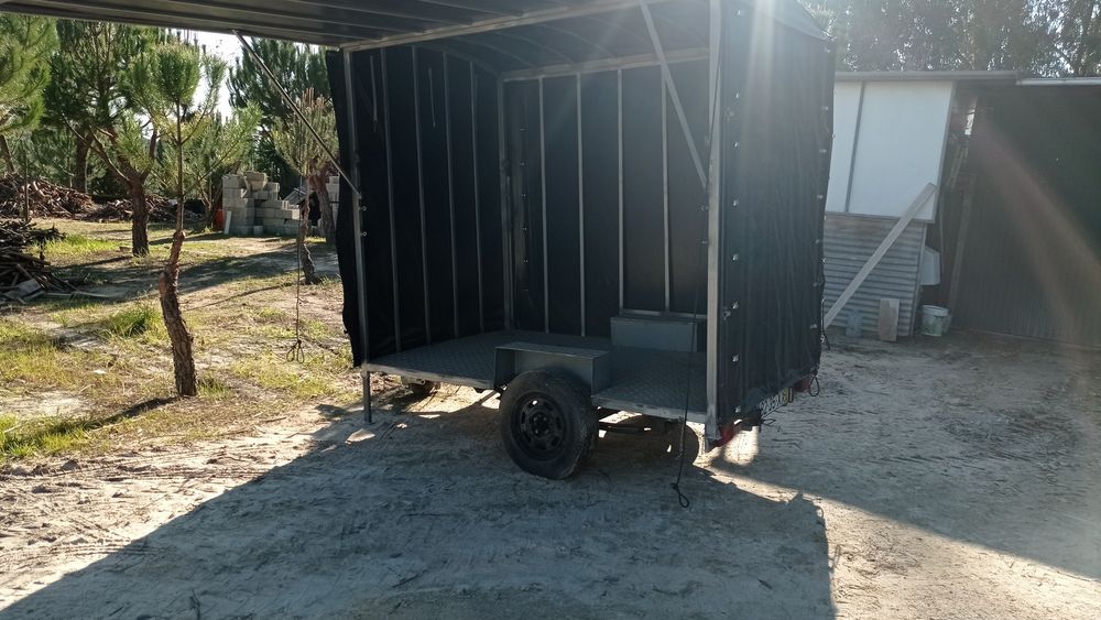 Vendo reboque 1400€