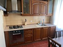 Сдам 1к квартиру метро Киевская ремонт мебель транспорт срочно не доро