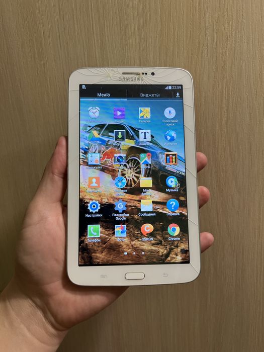Планшет для учебы и розвлечений Samsung Galaxy Tab 3 SM-T211
