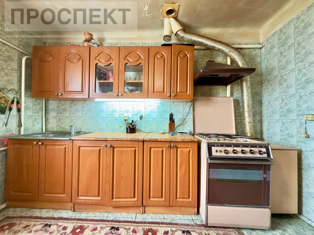 Продам будинок 76м2  в центрі вул. Ярошівська.