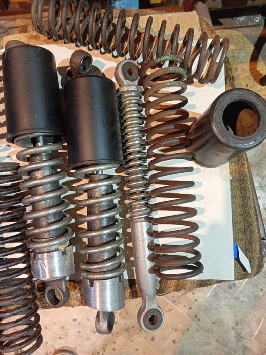 Продам амартізатори моторолера туліца