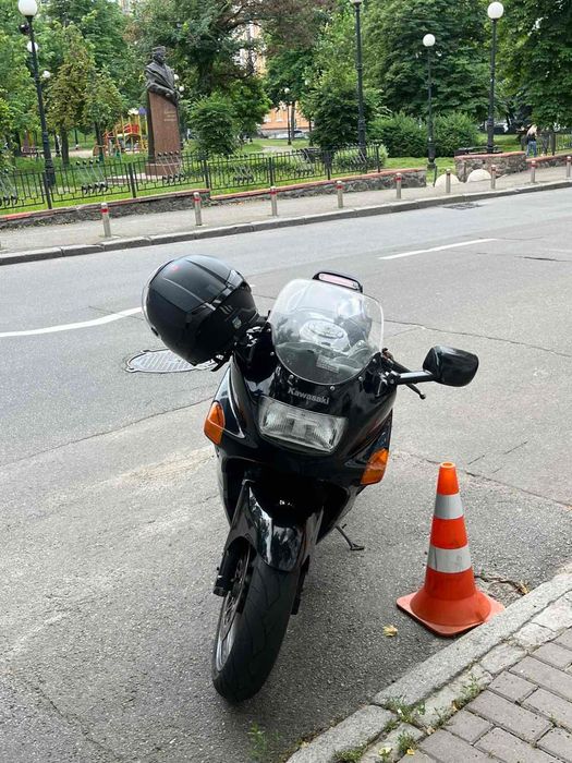 Обмін Кавсакі zzr400