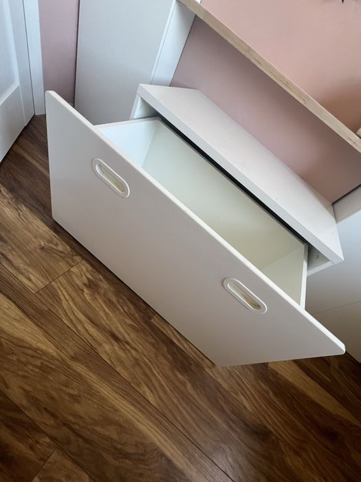 Ławka z pojemnikiem na zabawki SMÅSTAD STUVA IKEA