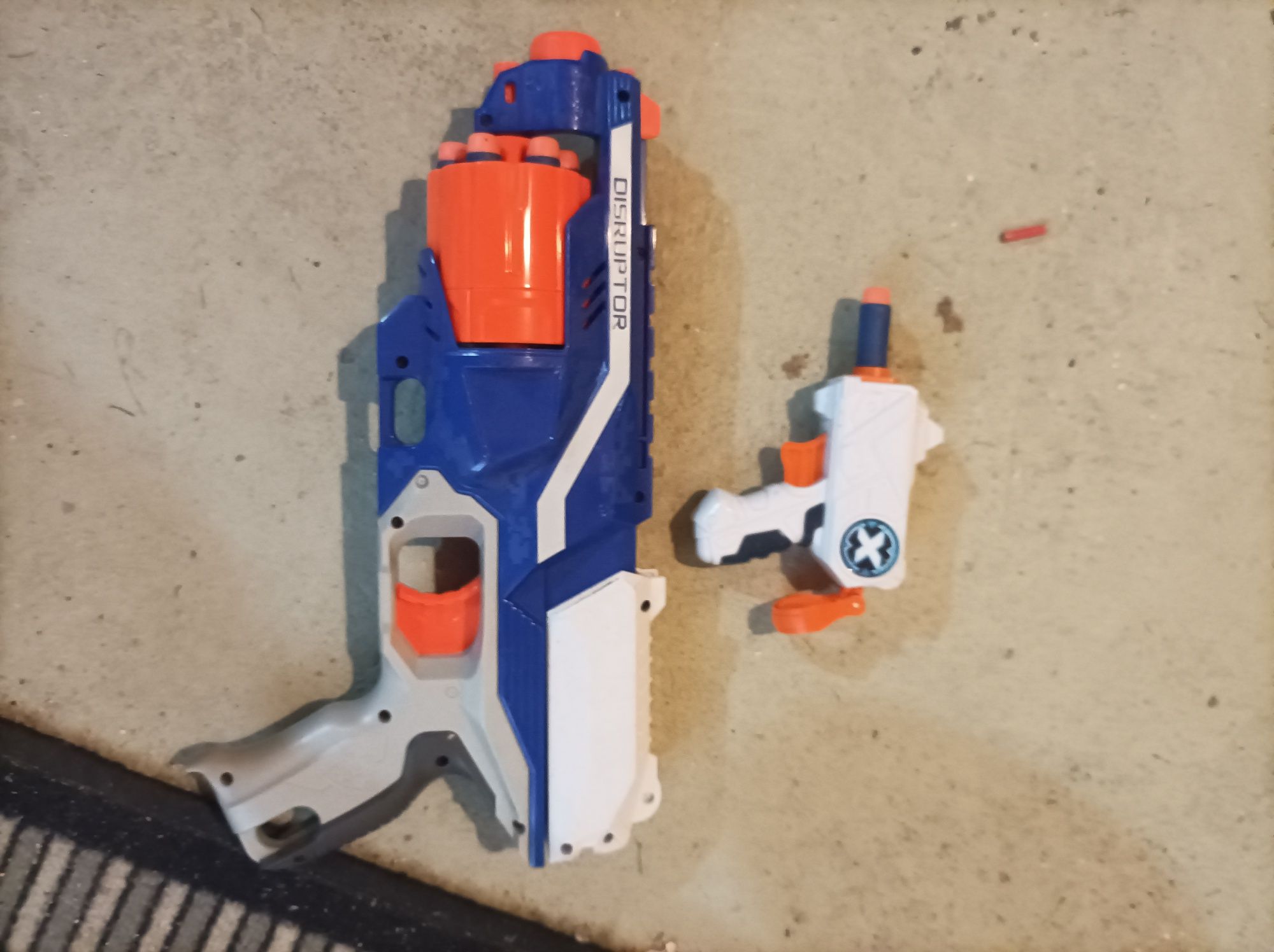 Conjunto nerf bom estado