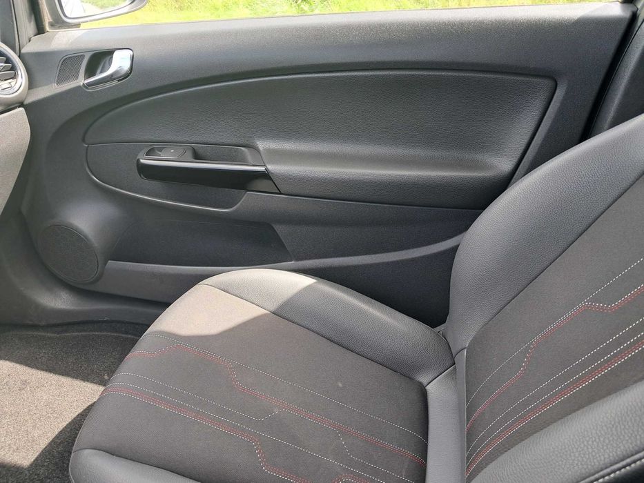 Corsa 1.4 Wersja 150 lat Opla, Bogata wersja, Po opłatach