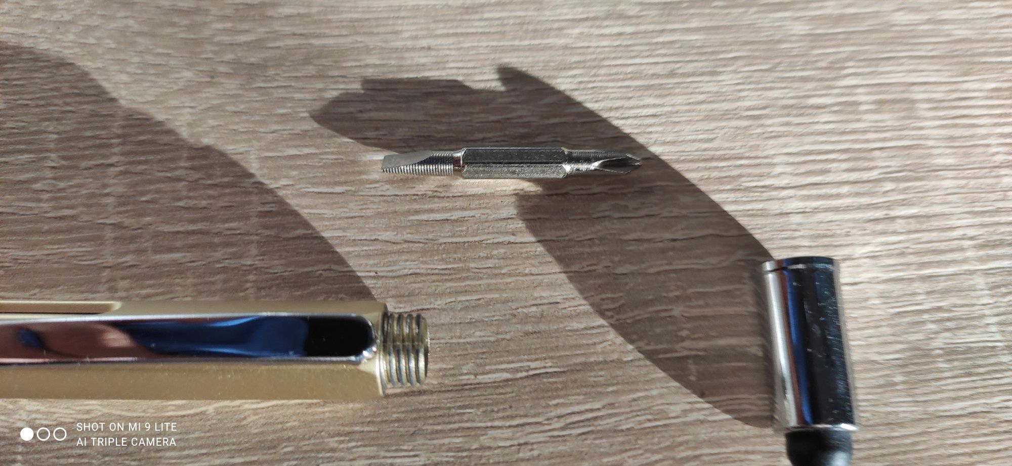 Funkcjonalny długopis techniczny. Unique technic pen multi-functional