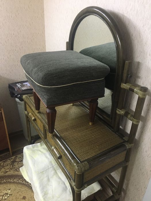 Туалетний столик. Італія!!!