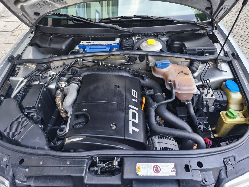 Audi A4 (B5) Avant 1.9 TDi pronta para andar!