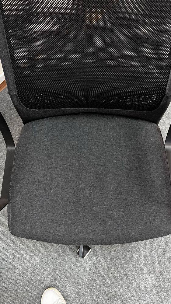 Офісне крісло IKEA Markus