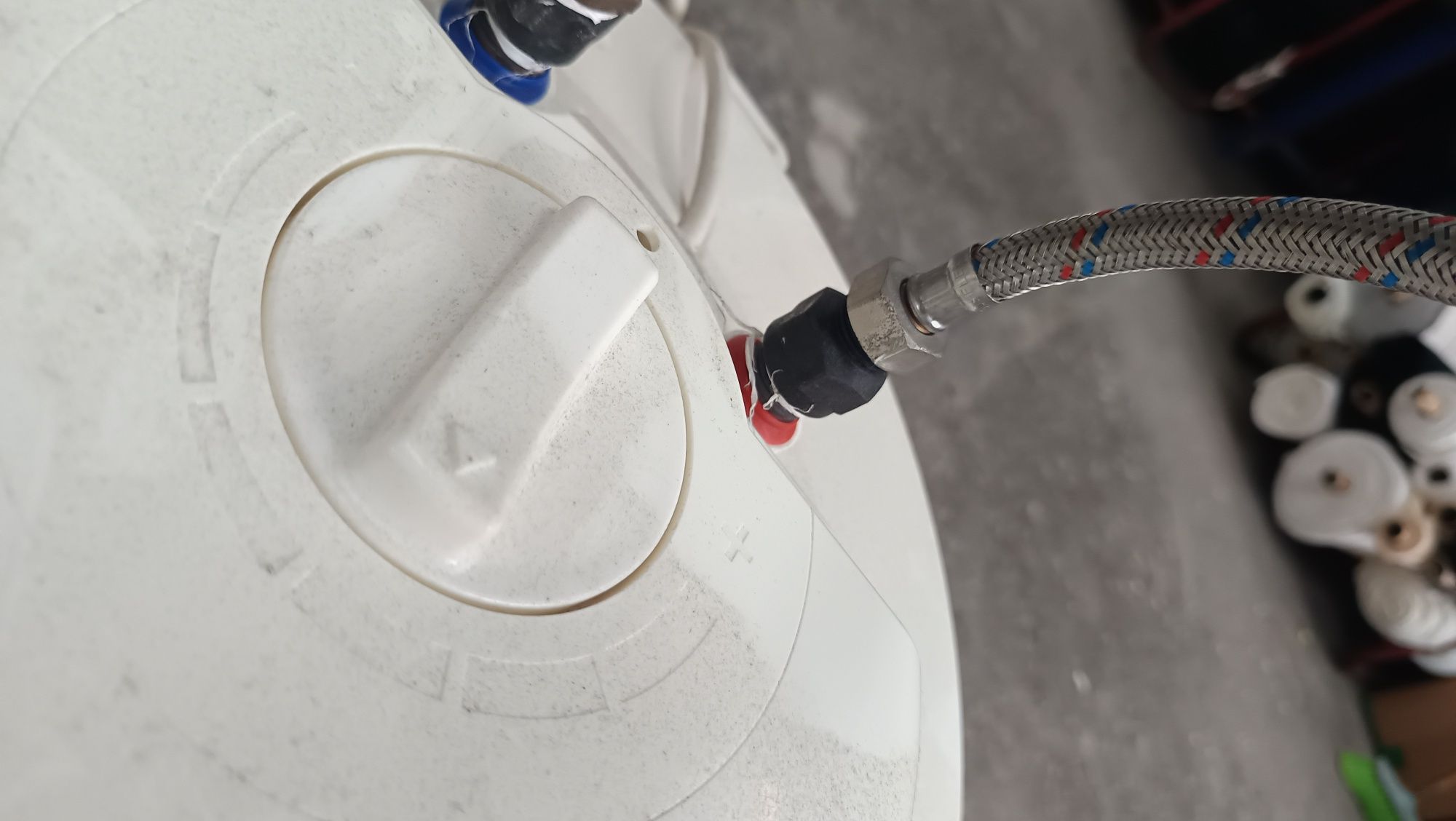 Termoacumulador 50 lt  nunca usados