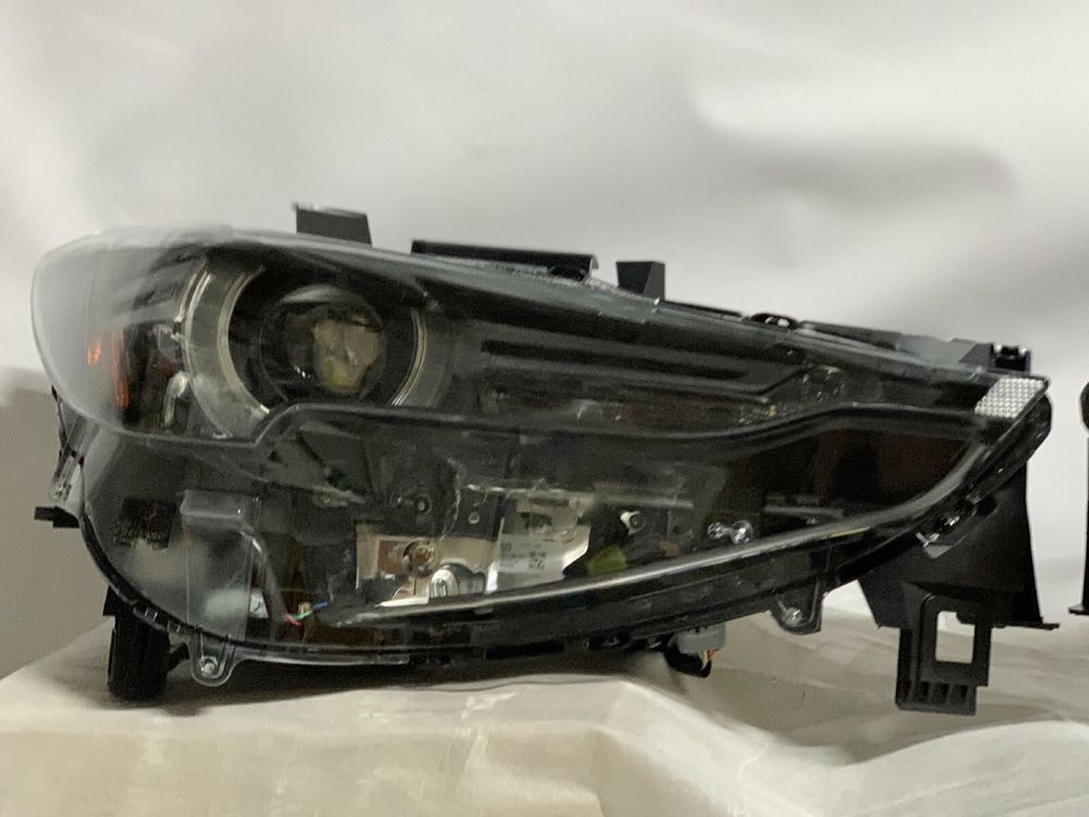 Фара Mazda CX5 2017- 2021 /  K124-51030,