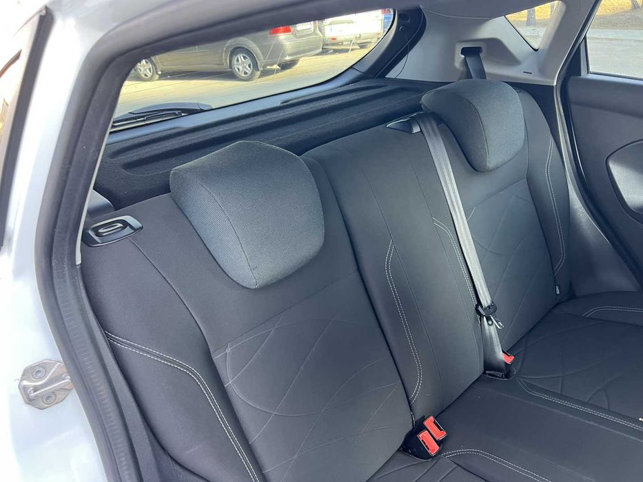 Продаж автомобіля Ford Fiesta