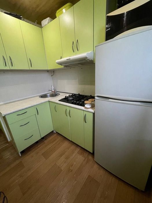Продам квартиру на Сонячному