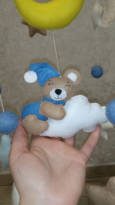 Дитячий мобіль ручної роботи