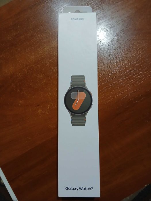 Розумні часи Galaxy Wotch7