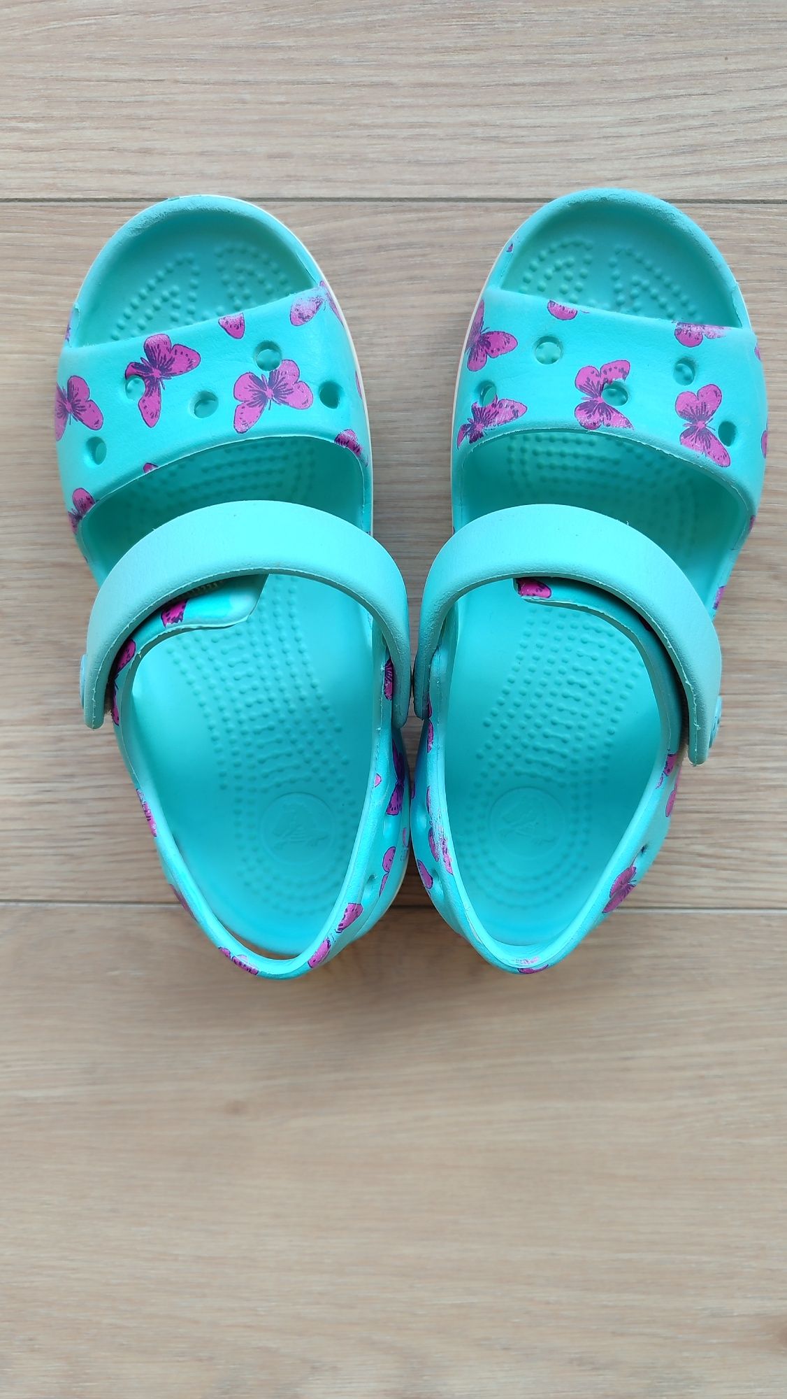 Босоножки Crocs C11